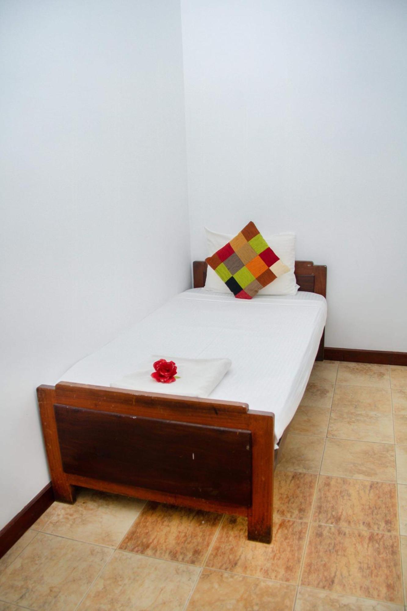 Yolanda Villa Negombo Buitenkant foto