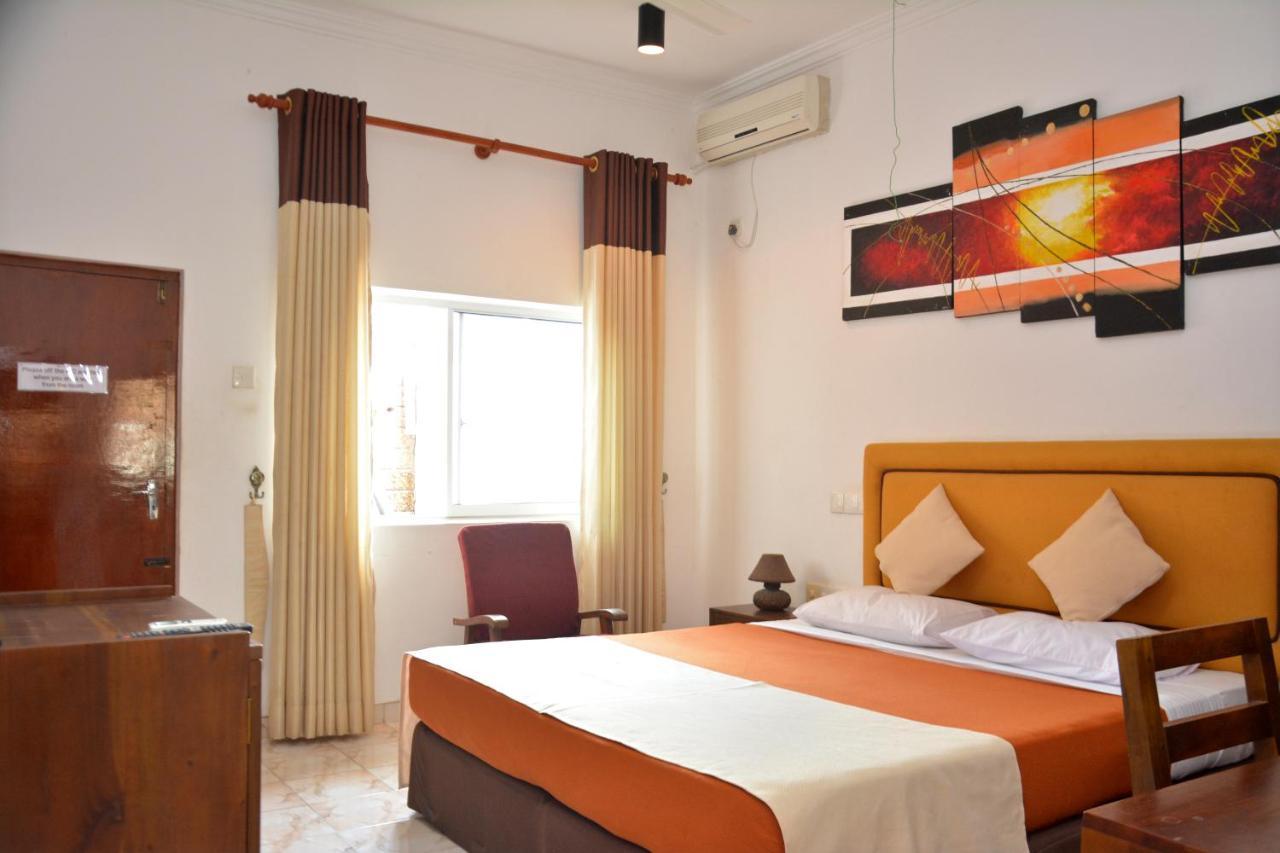 Yolanda Villa Negombo Buitenkant foto