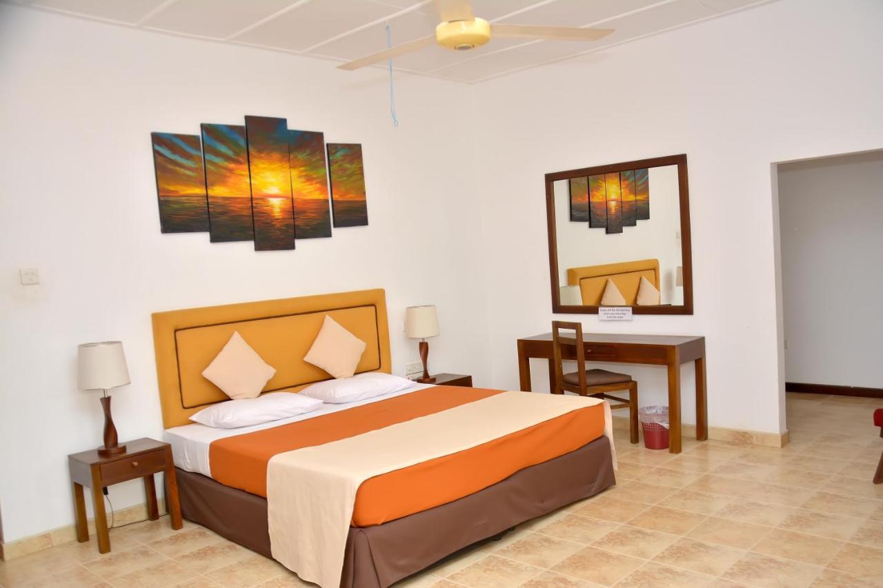 Yolanda Villa Negombo Buitenkant foto
