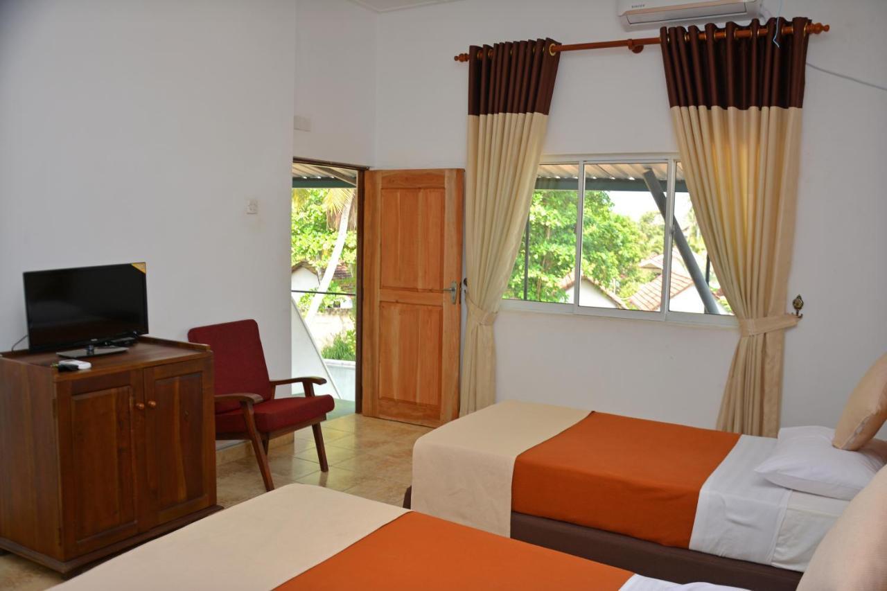 Yolanda Villa Negombo Buitenkant foto